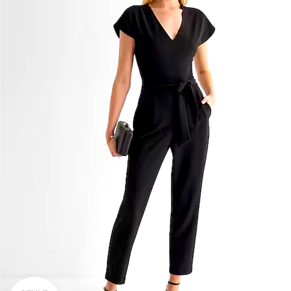 Express jumpsuit woman’s M BRAND NEW